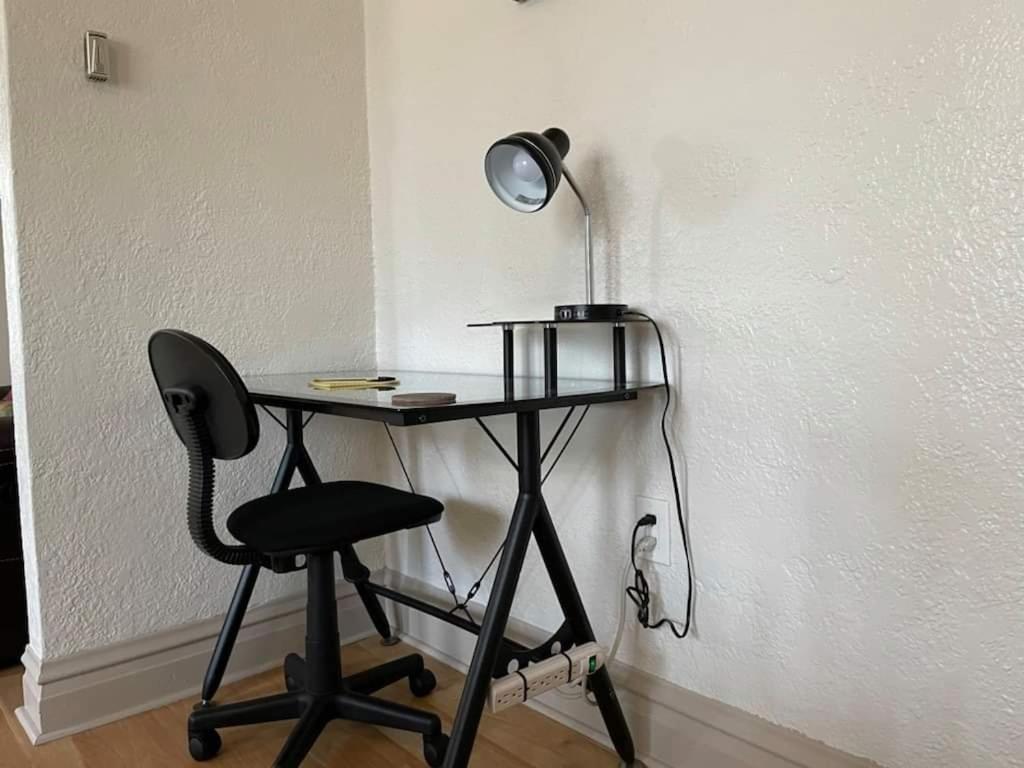2 Bedroom Apt Near Great Lakes Naval Base And 6 Flags Waukegan Buitenkant foto