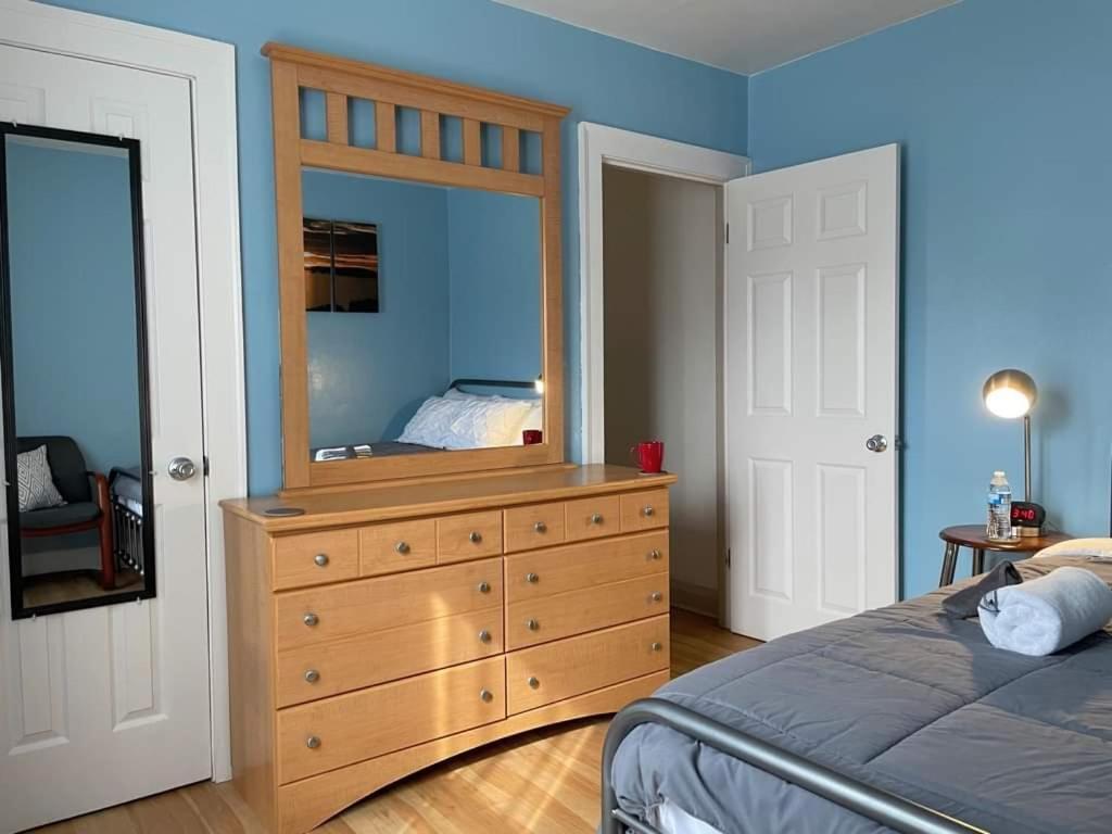 2 Bedroom Apt Near Great Lakes Naval Base And 6 Flags Waukegan Buitenkant foto